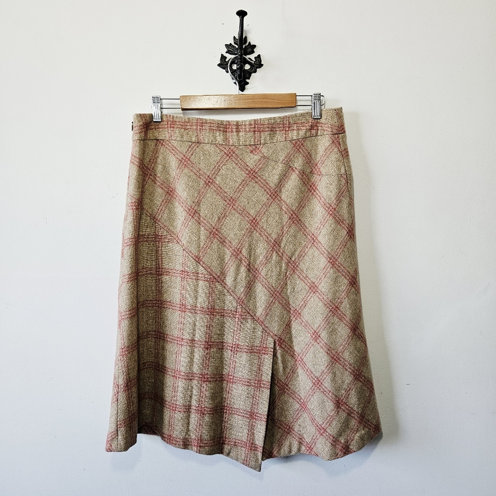 Banana Republic Plaid A-Line Skirt - Picture 3 of 5